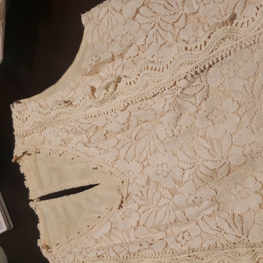 🔥New boutique lace tank top - Picture 8 of 11